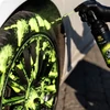 Kép 6/8 - Lotus Cleaning Lime Glow Felni- és Gumiabrocs Tisztító 600 ml