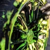 Kép 7/8 - Lotus Cleaning Lime Glow Felni- és Gumiabrocs Tisztító 600 ml